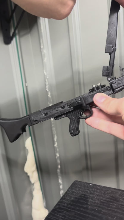 MG42 1:3 Scale Model WW2 Machine Gun